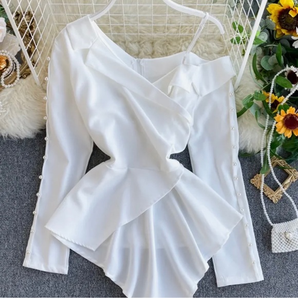 NWT OFF THE SHOULDER PEARL DETAIL BLOUSE - Picture 1 of 7